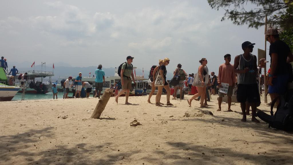 Beach Box Bungalow Gili Trawangan Buitenkant foto